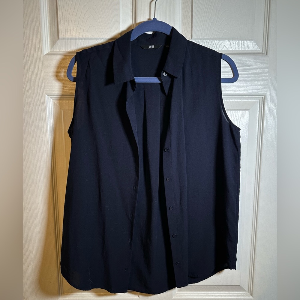 Sleeveless button down